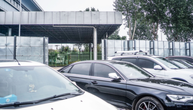 7月豪车保值率普降、合资品牌价格触底，电动车中蔚来二手车价格下降最多