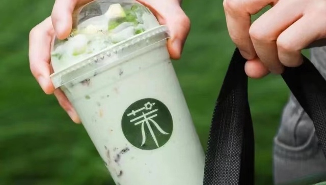 茉酸奶在原料风波后总算放弃了植脂末