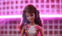 《芭比》爆火，电影背后的商业野心更大