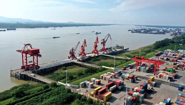 7月进出口跌幅超预期，下半年内外需均有望改善