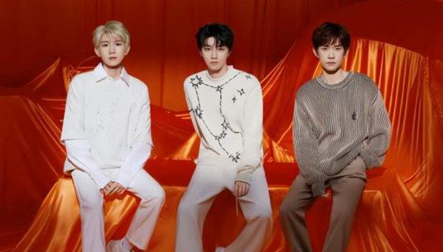 时代峰峻,偶像团体,TFBOYS,