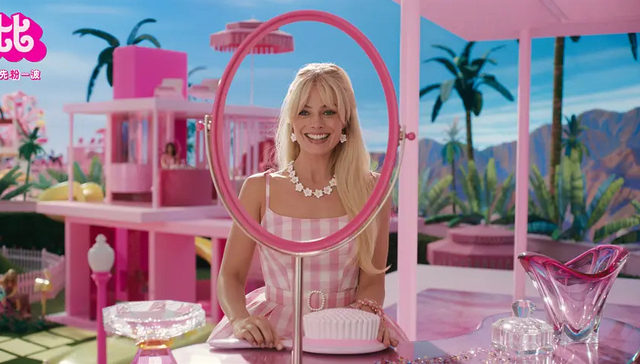 全球票房突破10亿美元，《芭比》掀起“粉色风暴”