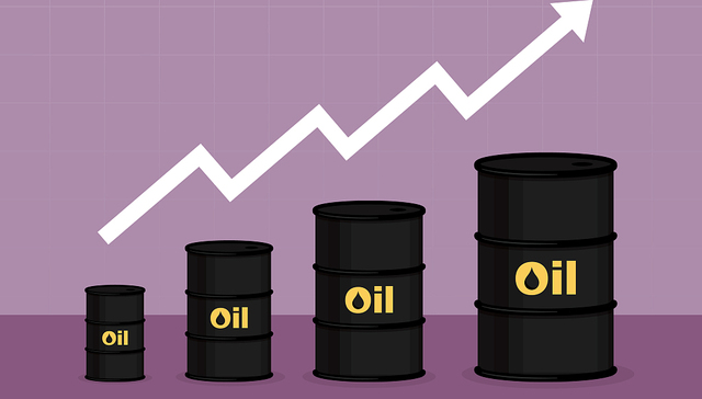 成品油价四连涨，92号汽油重回“8元时代”