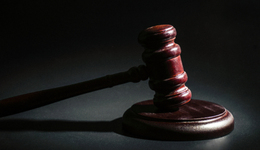 “两高”：污染环境致30人以上中毒应认定为情节严重