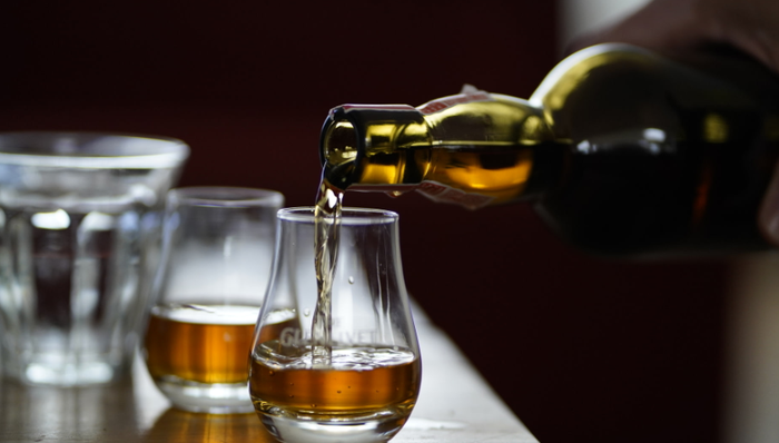 年轻人,威士忌,烈酒,中国品牌,跨界,