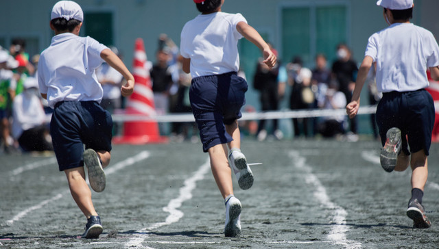 杭州新东方将转线上课，举报网红曾称以后想直播带货