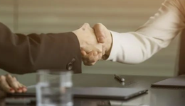 最大LP开始找“外援 ”