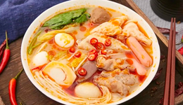 售假羊肉卷的张亮麻辣烫，问题不止在加盟店身上