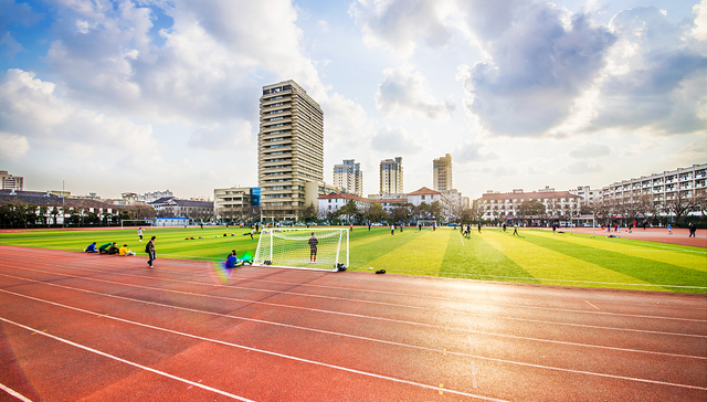 福耀科技大学对标斯坦福大学，这所新建大学合适的定位是什么？｜教育洞察