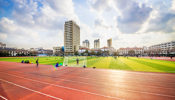 福耀科技大学对标斯坦福大学，这所新建大学合适的定位是什么？｜教育洞察
