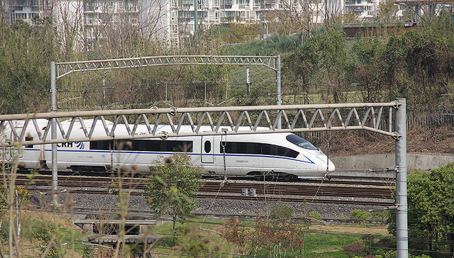 【评论】解决短途高铁购票难，铁路可以有更多作为