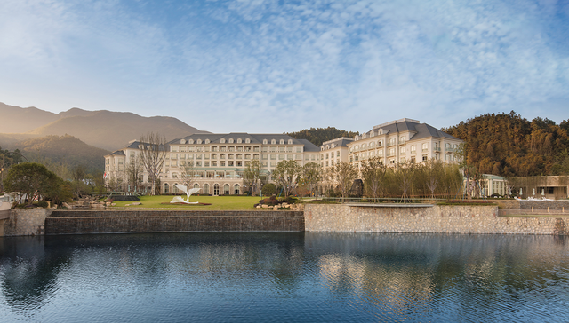 乘着高铁去旅行，跟随希尔顿花园酒店探寻中国之美