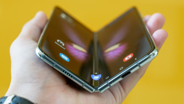柔性屏,折叠屏手机,商业化,科技创新,