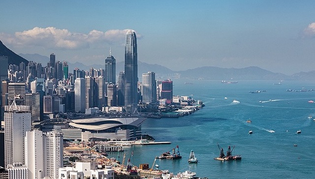 李嘉诚七折卖房火爆，认购数创香港新高，更狠的六折还在后面