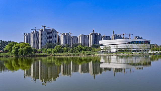 国家金融与发展实验室：年轻人购房意愿弱，房企违约风险依然严峻