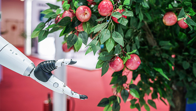 【图集】更接近自然：2023世界机器人大会开幕，仿生技术让科幻变成现实