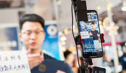 6倍溢价，亏损百万，珠宝直播谁在暴富？