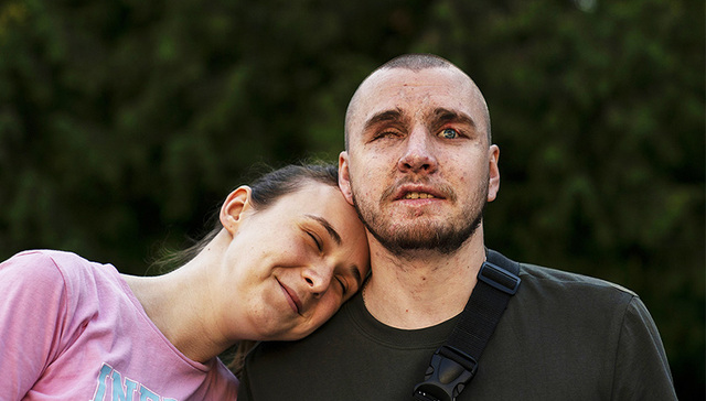 【图集】重新“导航”世界：失明乌克兰退伍老兵接受创伤治疗