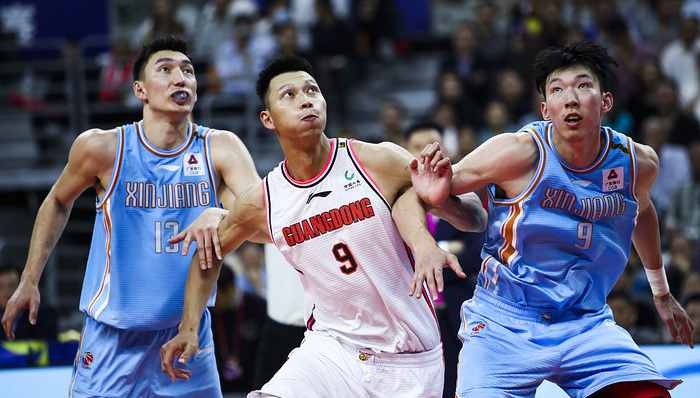 周琦时隔719天重返CBA，与赵睿互换东家加盟广东男篮
