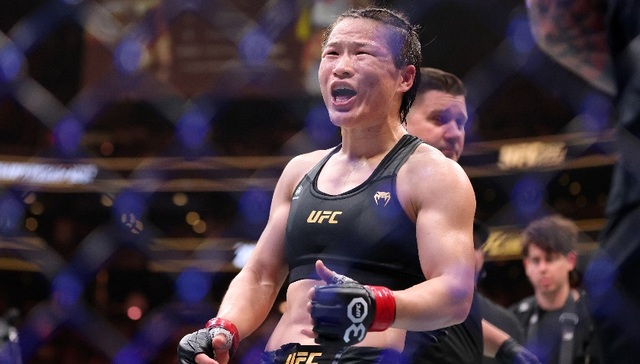 张伟丽卫冕UFC草量级金腰带，曾因减肥饿哭了