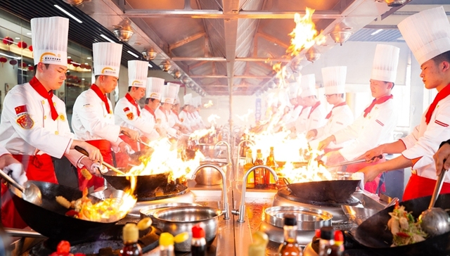 中国东方教育上半年赚了两亿多，后疫情时代的职教春天来了吗？