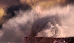 超400家，又一批美国巨头倒下了