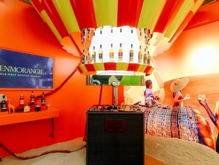 2023Whisky L! 国际潮流烈酒展在上海举办，蓝瓶在中国内地首度推出精品即溶咖啡｜美食情报