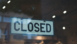 一個(gè)縣級化妝品連鎖的“生死劫”