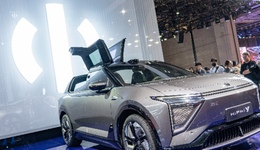 高合HiPhi Y兩款車型逆勢漲價1萬元，官方解釋稱訂單占比超預期