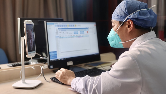 北京规定严禁AI开处方，严防医药电商“对药下症”