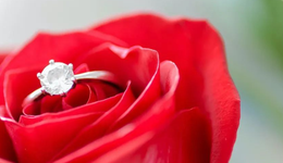 悦她不如悦己，七夕的浪漫生意不灵了