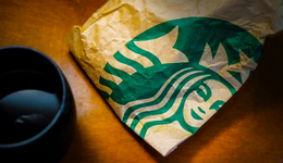 谁在县城喝40一杯的星巴克？