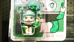 “投機(jī)”人群涌向刮盲盒直播間