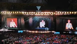 灯牌大战与追星battle：应援物如何定义粉丝身份？