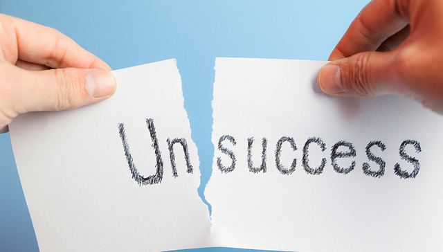 A股“减持新规”发威！26家上市公司火速响应，15家终止减持