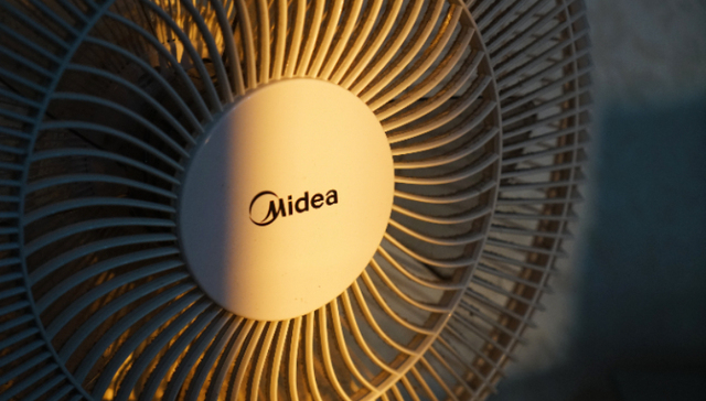 家电,中国市场,消费趋势,何亨健,美的,业绩,跨界,多元化