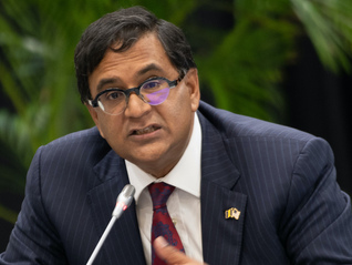 【十问世界经济学人③】专访巴巴多斯学者佩尔绍德：富国与穷国，气候责任各几何？