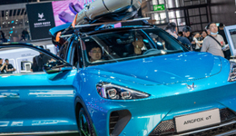 剛定增融資60億元夠用嗎？北汽藍(lán)谷上半年賣車3.5萬輛，虧損近20億元