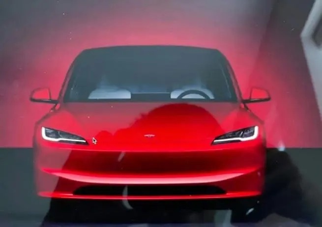 闪电快讯 ｜ 改款Model 3开启预售 特斯拉取消旧订单的引荐奖励