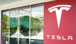 特斯拉加量又加價(jià)，“等等黨”日虧兩萬八