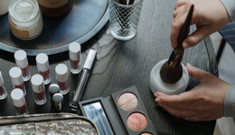 連續(xù)6個季度營收凈利雙增，對標(biāo)絲芙蘭的Ulta是如何做到的？