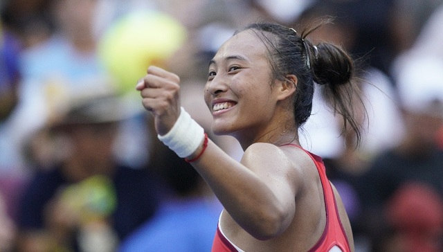 郑钦文首进大满贯八强，下轮对阵世界第一冲击美网四强