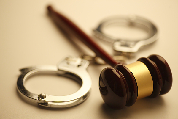 李玉前“杀妻灭子”案22年后重审宣判：构成故意杀人罪，判死缓