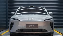 蔚来想通了一半