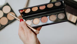 国货彩妆为什么卖不动了？