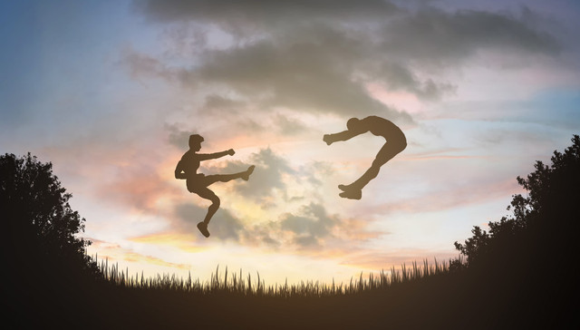 【独家】坚果投影创始人“被罢免”背后：VR创业失败欠薪600万，称要套现股份用于赔偿