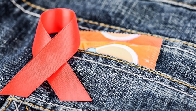 艾滋病毒携带者无法入学，这事儿既不科学也不合法