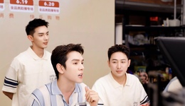 李佳琦直播間揮淚再次道歉：會(huì)深刻反省，無論何時(shí)都不能迷失自己