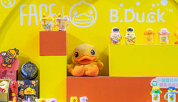 小黃鴨德盈快游不動了