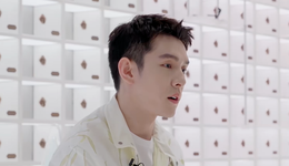 “傲慢”的李佳琦，“崩潰”的品牌